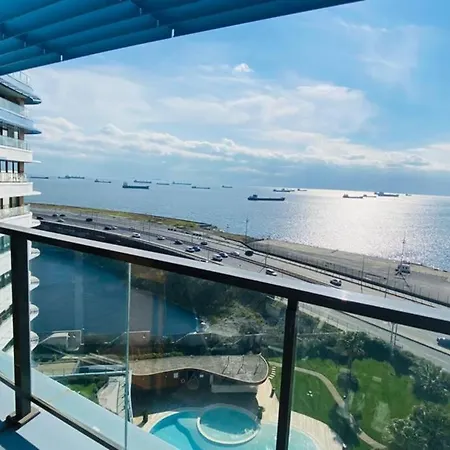 Luxury 2 With Seaview In Center