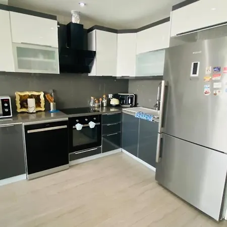 Luxury 2 With Seaview In Center *