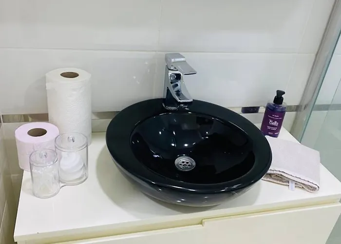 Luxury 2 With Seaview In Center Otel