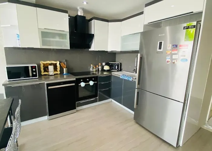 Luxury 2 With Seaview In Center * İstanbul